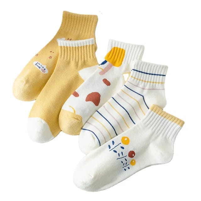Custom Preppy Style Yellow Socks